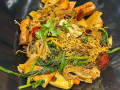 -醉人椒麻辣香锅(王府井喜悦店)