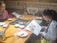-老牌坊云南鱼豆花火锅(爱建店)