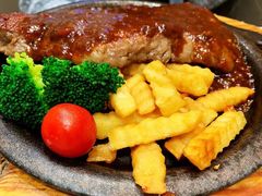 -香港新发烧腊茶餐厅(水围店)