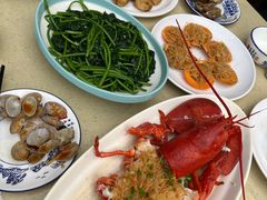 -阿浪海鲜连锁加工店(B栋2排1号火车头店)