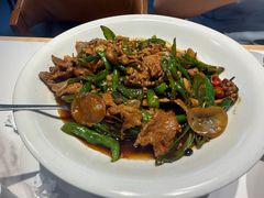 -霸蛮湖南菜·牛肉粉(荣京西街店)