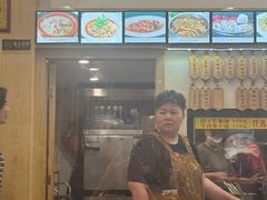 -董厨煨汤馆(车站路店)