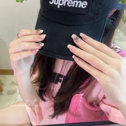 -情同手足美甲美睫