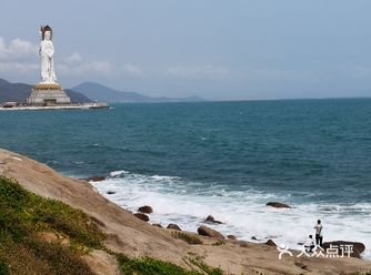 南山风景区是三亚一家5A级景区