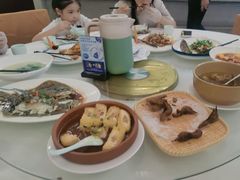 -五谷芳乳鸽王(海景店)