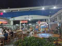 -四川小胡子海鲜(丁村万人海鲜广场店)