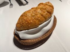 招牌黄油蒜香面包-Oyster Talks 四度蚝法餐厅