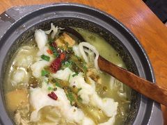 -周鱼小馆石锅酸菜鱼(活力汇店)