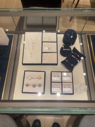 -周生生Chow Sang Sang(恒隆广场店)