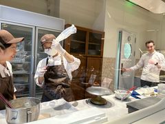 -VERIE BAKEHOUSE