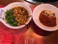 -红牌美蛙鱼头火锅(万辉国际广场店)