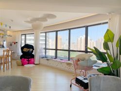 -E.L.K造型momopark店