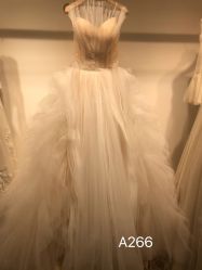 -LA GRACE高端婚纱礼服定制馆