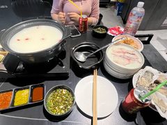 -牛牛和牛海鲜粥底火锅(长虹国际城店)