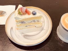招牌鲜果-EVERNAKED裸蛋糕(SOHO天山店)