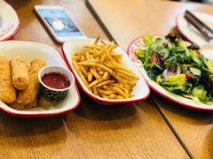 -Tube station站点比萨(王府井百货店)