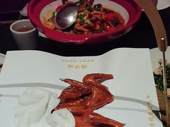 -鸽子侯·家宴·平价海鲜(市图书馆店)