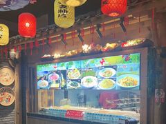 -头上红煨盐鸡·非遗院子餐厅