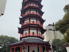 -绳金塔