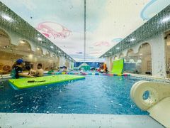 -龙格亲子游泳·水育早教运动中心(龙湾天街店)