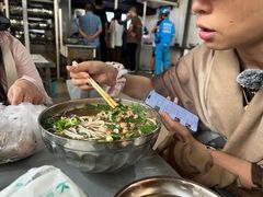 -正宗杨记普洱酸醋米线(总店)