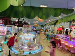 -莫莉幻想儿童乐园(苏州新区永旺店)