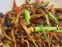 -川流不息·地道川菜·小龙虾(松东路店)