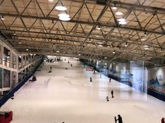 -乔波室内滑雪场