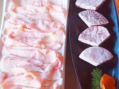 胸口朥-手选潮汕鲜活牛肉火锅(二七广场店)