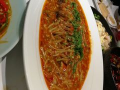 -雀蓝川菜(奥体广场店)