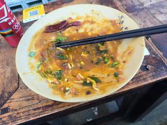 -方铲铲·成都板凳面(滨江银泰店)