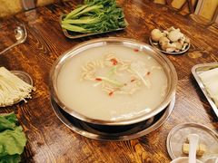 -巴山一绝烤全羊(三圣乡刘家花园店)