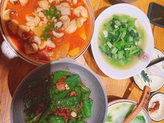 -老滇山寨•云南特色菜•地方菜•民族风情歌舞表演(金碧店)