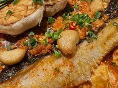 -鸣记脆皮烤鱼·海鲜烤鱼(亿合城店)