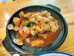 小公鸡爱上花甲-石榴院子(西施故里店)