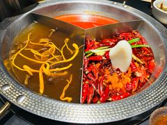 -廖掌柜·重庆鲜货火锅(上海首店)