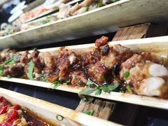 -胡须哥网红竹筒菜