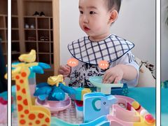 -蒙蒙狮蒙台梭利儿童之家
