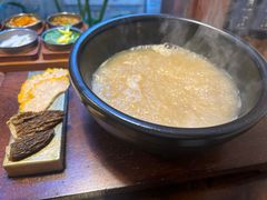 -银米·云南传统过桥米线(双廊黑金冠店)