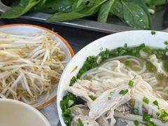 -Pho Hoa Pasteur