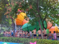 -欢乐水魔方水世界