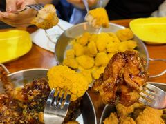 -BHC炸鸡(明洞总店)