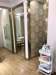 -苗方清颜痘肌研究所