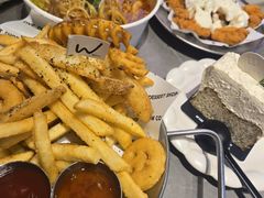 -W COLLECTIVE  DESSERT SHOP
