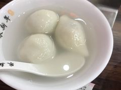 鲜肉汤圆-朱新年·苏式汤团·面点(北寺塔店)