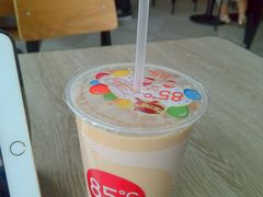 -85度C(生甜甜圈研究工坊·上海平凉店)