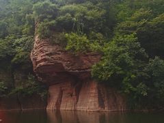 -龙潭大峡谷