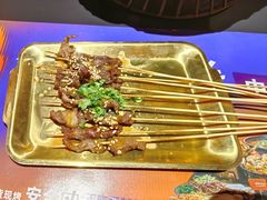 -何师烧烤Pro ·江湖川菜·小龙虾·精酿(太古里旗舰店)