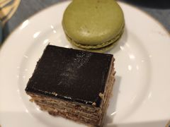 -燕庭·纯燕窝·甜品下午茶(南京西路店)