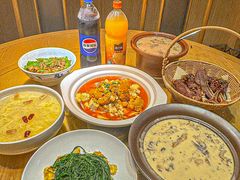 -饭橘汉江码头·乡野土菜馆(静安路店)